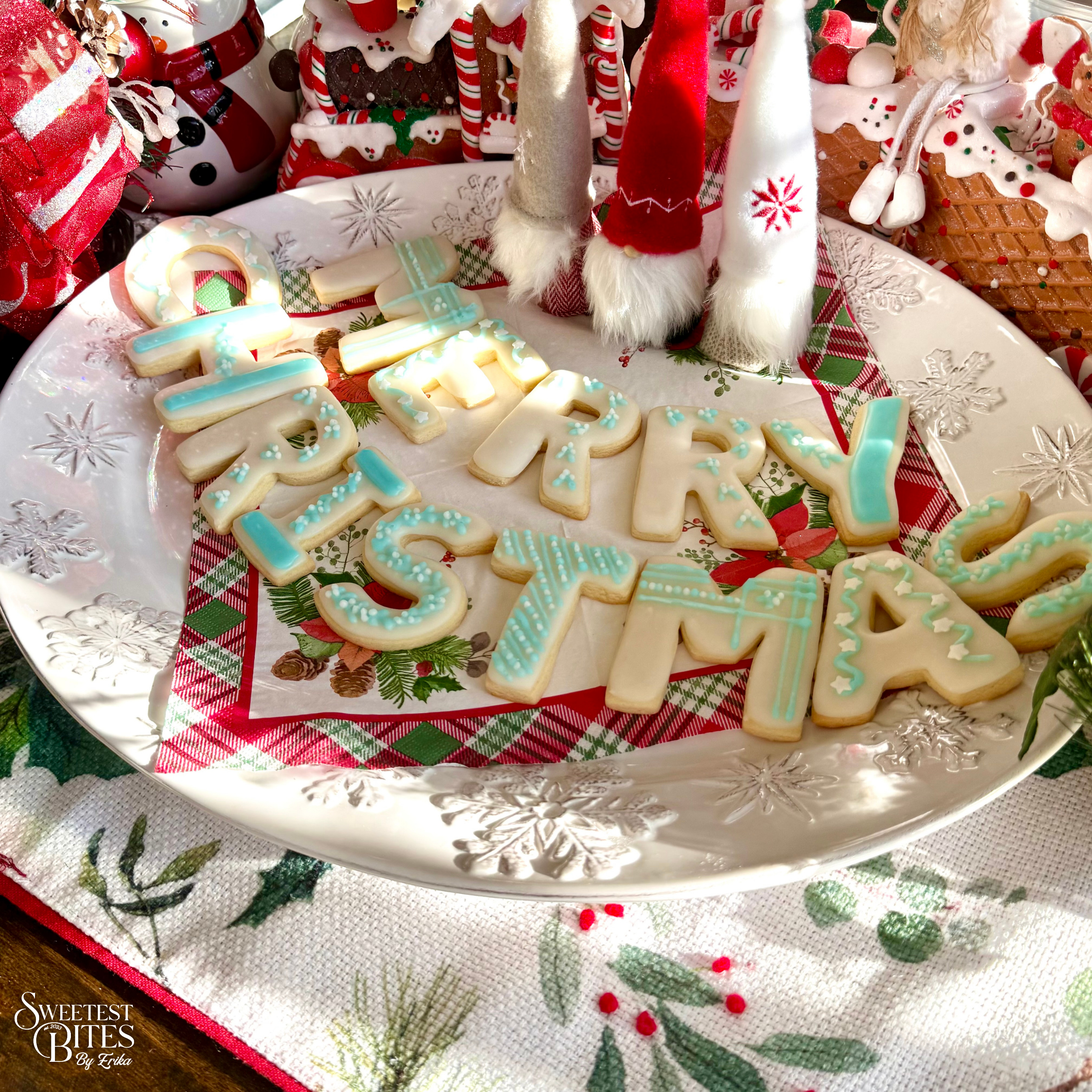 "Merry Christmas" 14 Decorated Sugar Cookies