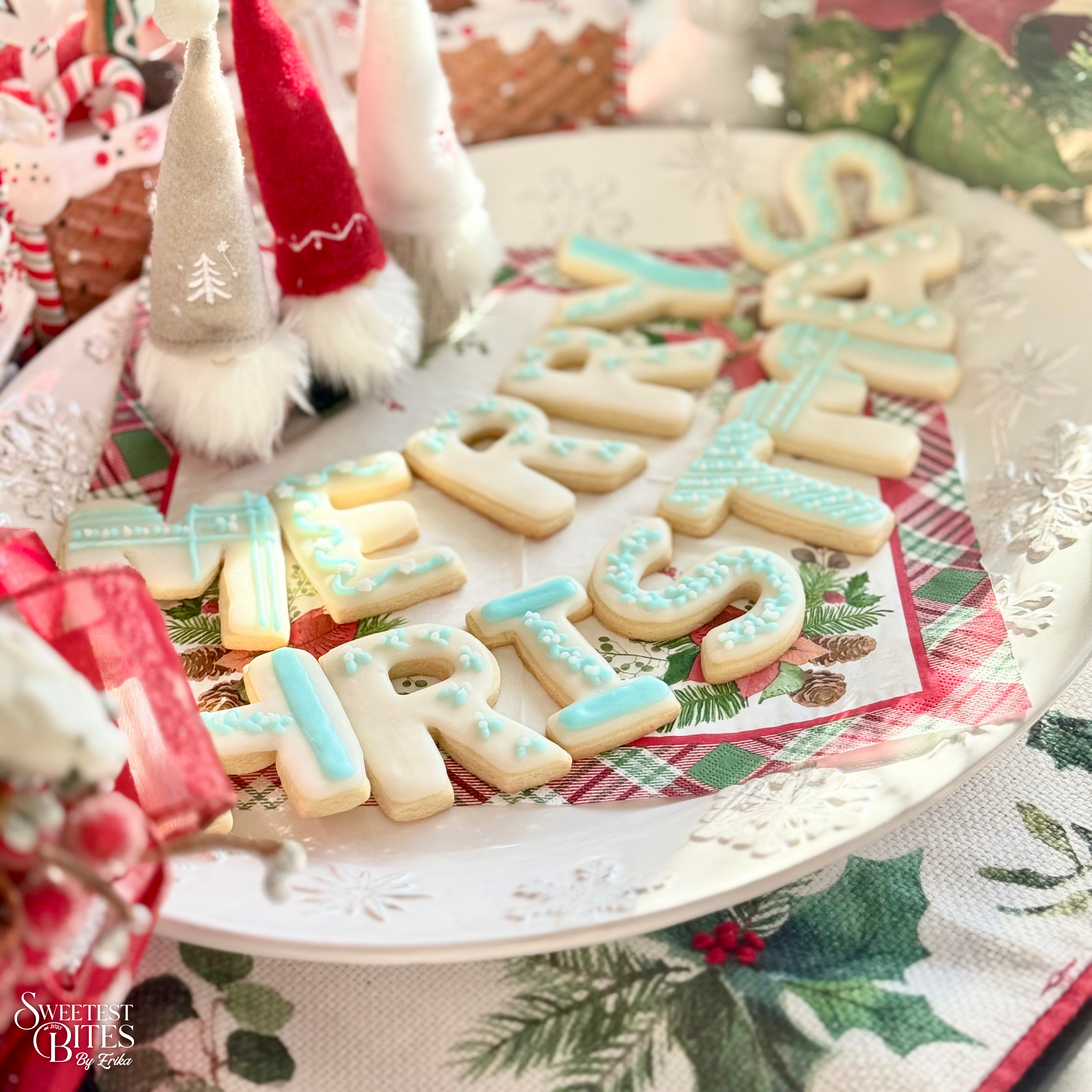 "Merry Christmas" 14 Decorated Sugar Cookies